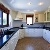 Вилла на спа-курорте, в пригороде, у моря в Турции, Аланья, 400 кв.м.