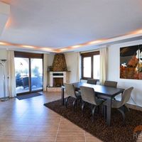 Вилла на спа-курорте, в пригороде, у моря в Турции, Аланья, 400 кв.м.