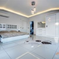 Apartment at the spa resort, in the suburbs, at the seaside in Turkey, Alanya, 193 sq.m.