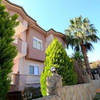 Вилла в деревне, на спа-курорте, в пригороде, у моря в Турции, Аланья, 270 кв.м.