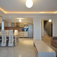 Пентхаус в пригороде, у моря в Турции, Аланья, 300 кв.м.