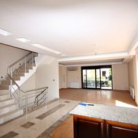 Вилла в большом городе, в горах, у моря в Турции, Анталья, 320 кв.м.