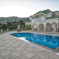 Villa at the seaside in Turkey, Alanya, 260 sq.m.
