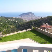 Villa at the seaside in Turkey, Alanya, 260 sq.m.