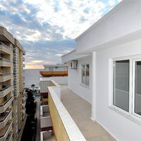 Penthouse at the seaside in Turkey, Alanya, 240 sq.m.