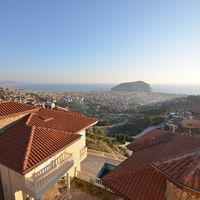 Villa at the seaside in Turkey, Alanya, 250 sq.m.