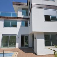 Flat at the seaside in Turkey, Alanya, 190 sq.m.
