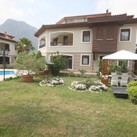 Villa at the seaside in Turkey, Antalya, 388 sq.m.