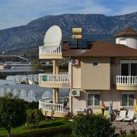 Villa at the seaside in Turkey, Alanya, 250 sq.m.