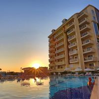 Flat at the seaside in Turkey, Alanya, 71 sq.m.