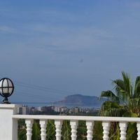 Вилла у моря в Турции, Аланья, 200 кв.м.