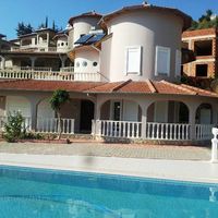 Villa at the seaside in Turkey, Alanya, 196 sq.m.