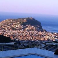 Villa at the seaside in Turkey, Alanya, 196 sq.m.