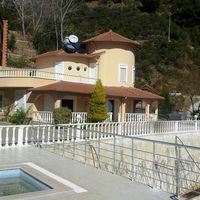 Villa at the seaside in Turkey, Alanya, 196 sq.m.