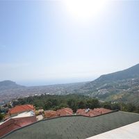 Villa at the seaside in Turkey, Alanya, 300 sq.m.
