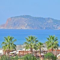 Flat at the seaside in Turkey, Alanya, 208 sq.m.