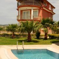 Villa at the seaside in Turkey, Alanya, 200 sq.m.