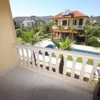 Вилла у моря в Турции, Аланья, 120 кв.м.