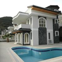 Villa at the seaside in Turkey, Alanya, 350 sq.m.