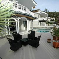 Villa at the seaside in Turkey, Alanya, 350 sq.m.