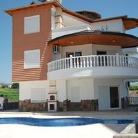 Villa at the seaside in Turkey, Alanya, 650 sq.m.