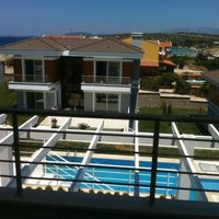 Villa at the seaside in Turkey, Izmir, 270 sq.m.