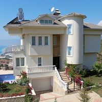 Вилла у моря в Турции, Аланья, 530 кв.м.
