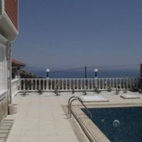 Вилла у моря в Турции, Аланья, 180 кв.м.