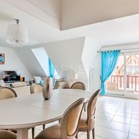 Flat in France, Deauville, 116 sq.m.
