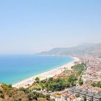 Вилла у моря в Турции, Аланья, 550 кв.м.