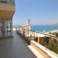 Вилла у моря в Турции, Аланья, 550 кв.м.