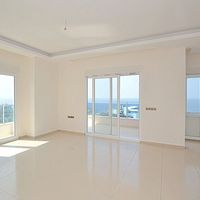 Penthouse in the big city, at the seaside in Turkey, Alanya, 130 sq.m.