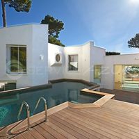 Villa at the seaside in France, Antibes, 250 sq.m.