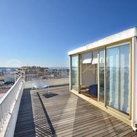 Apartment at the seaside in France, Cannes, 72 sq.m.