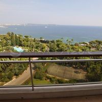 Apartment at the seaside in France, Golfe-Juan, 104 sq.m.