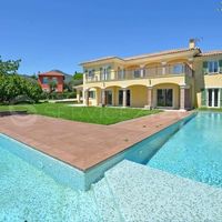 Villa at the seaside in France, Nice, 221 sq.m.