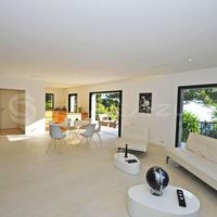 Villa at the seaside in France, Cannes, 130 sq.m.