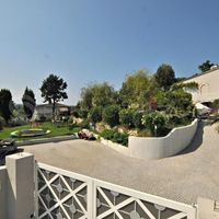 Villa in France, Mougins, 235 sq.m.