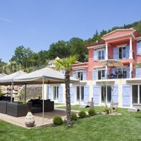 Villa at the seaside in France, Grasse, 450 sq.m.