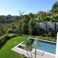 Villa in France, Cannes, 300 sq.m.