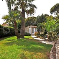 Villa in France, Antibes, 275 sq.m.