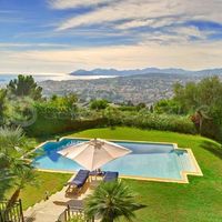 Villa at the seaside in France, Cannes, 800 sq.m.