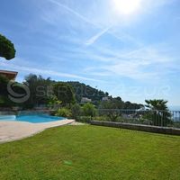 Villa at the seaside in France, Villefranche-sur-Mer, 270 sq.m.