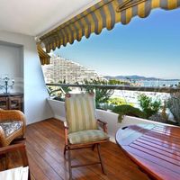 Apartment at the seaside in France, Saint-Paul-de-Vence, 80 sq.m.