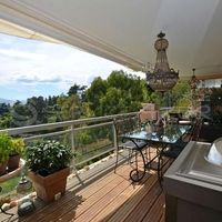 Apartment at the seaside in France, Cannes, 97 sq.m.