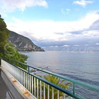 Apartment at the seaside in France, Eze, 250 sq.m.