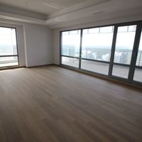 Flat in the big city, at the seaside in Turkey, Istanbul, 258 sq.m.