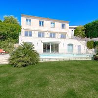 Villa in France, Cannes, 375 sq.m.
