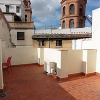 Другая коммерческая недвижимость в Испании, Валенсия, 593 кв.м.