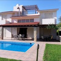 House in Republic of Cyprus, Eparchia Pafou, 200 sq.m.